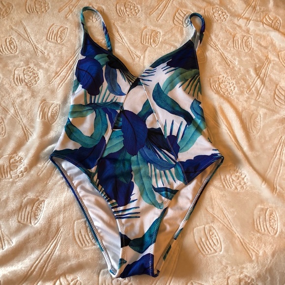 La Hearts Other - Pacsun swim suit
